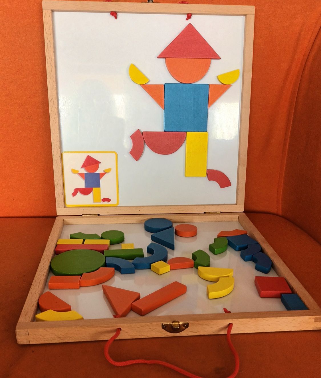 Djeco-игра с дървени магнити