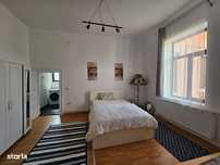 Inchiriez apartament la casa, zona centrala