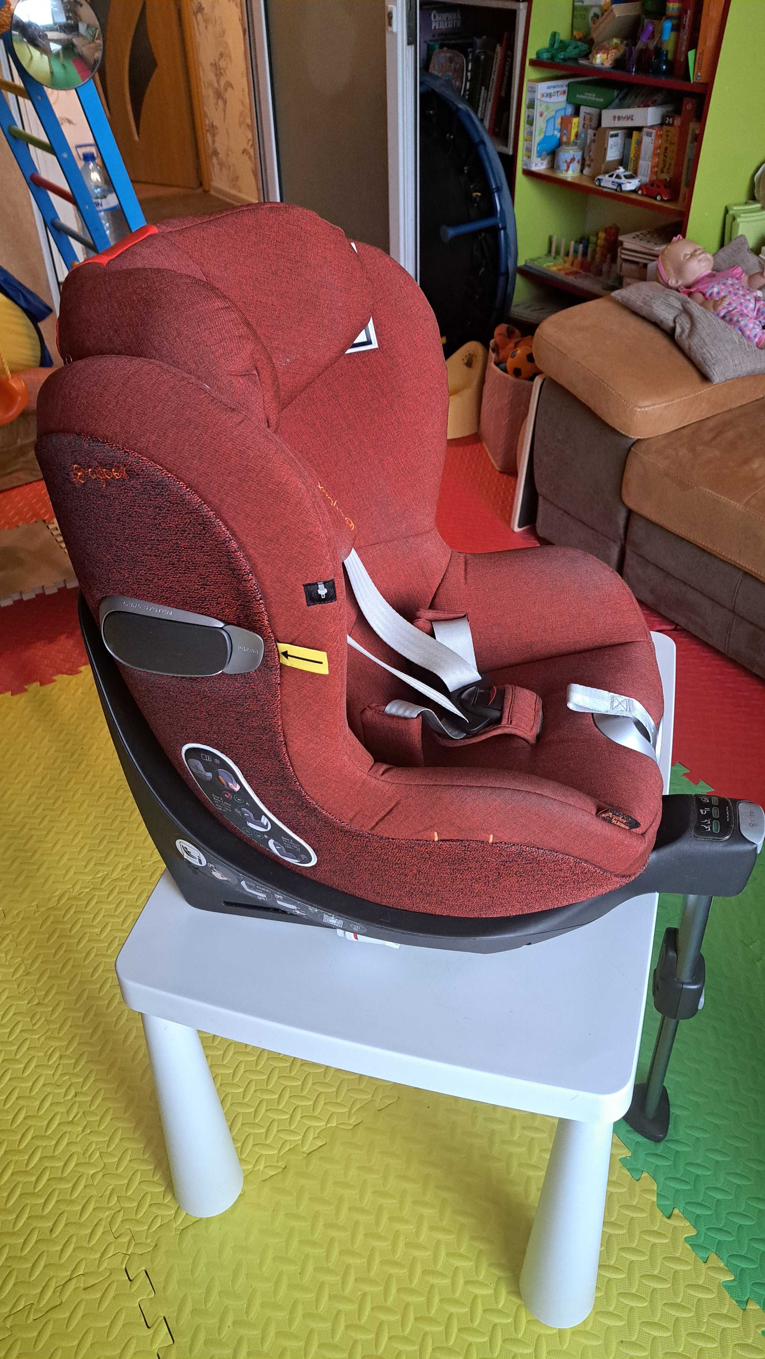 Столче за кола Cybex Sirona z i-size, с база