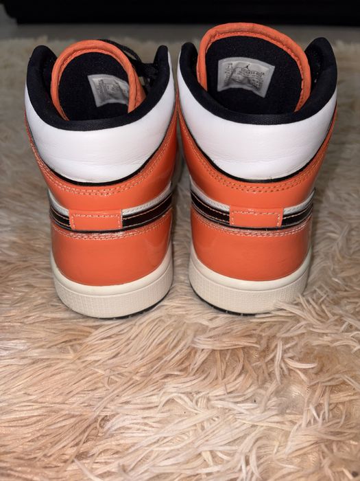 Air Jordan 1 Mid “Shattered Backboard” (Patent)