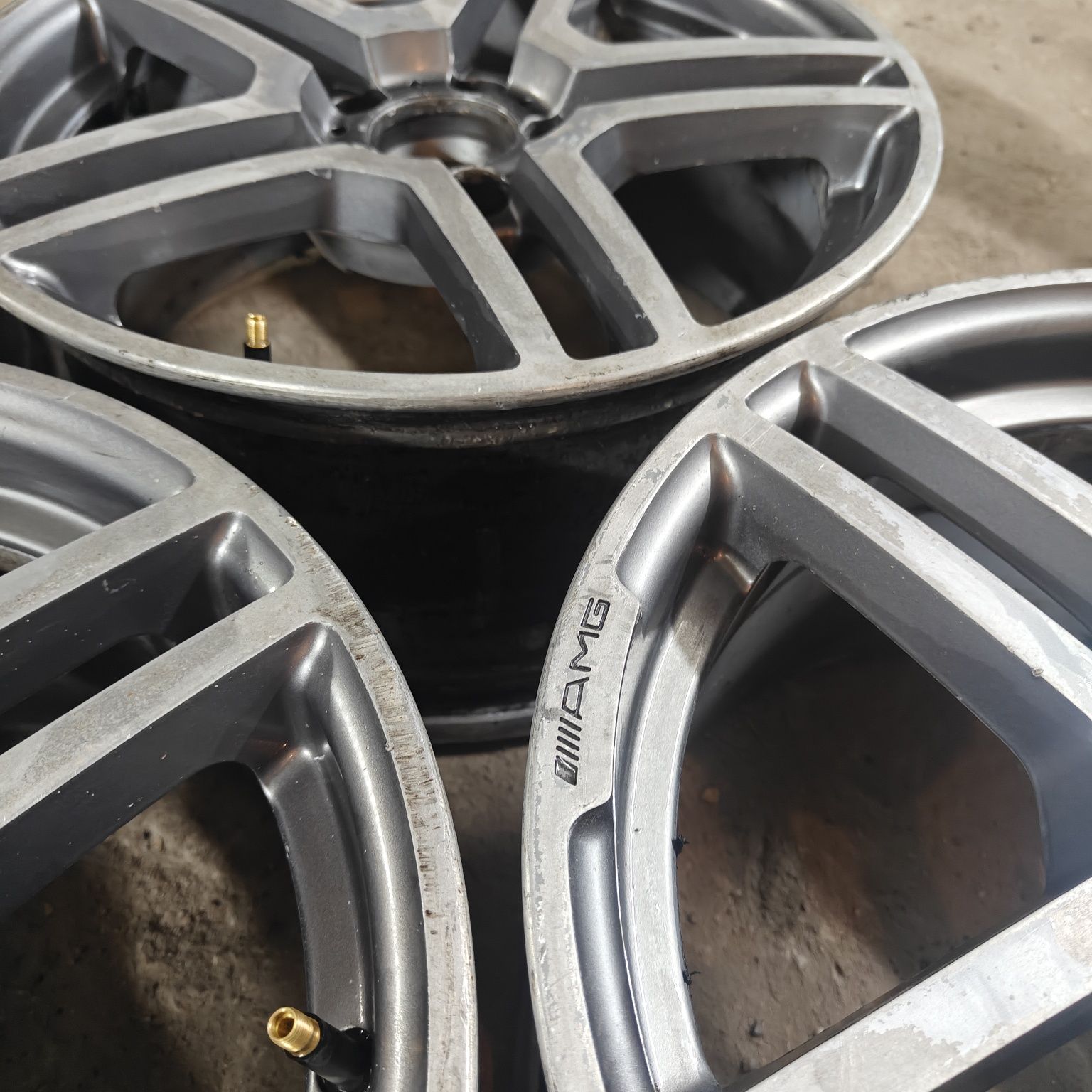 R17 PCD 5* 112 Комплект оригинальных легкосплавных дисков