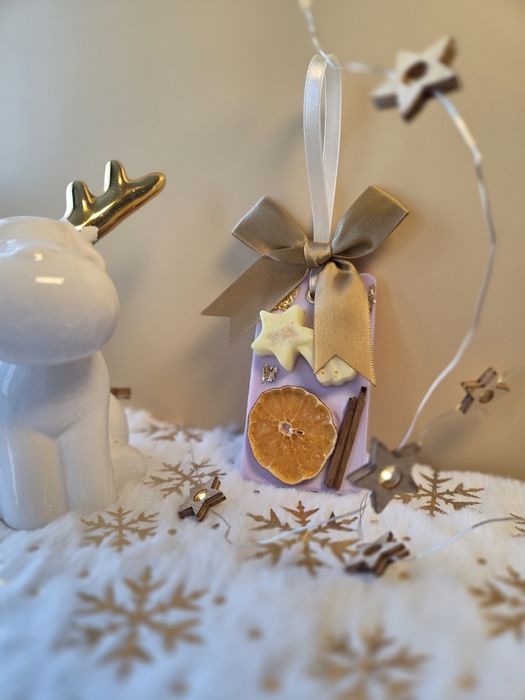 Коледни свещи за подарък