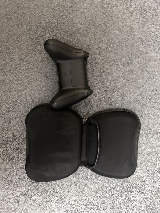 Xbox Series контроллер