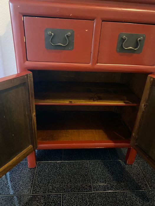 Dulap cu motive japoneze