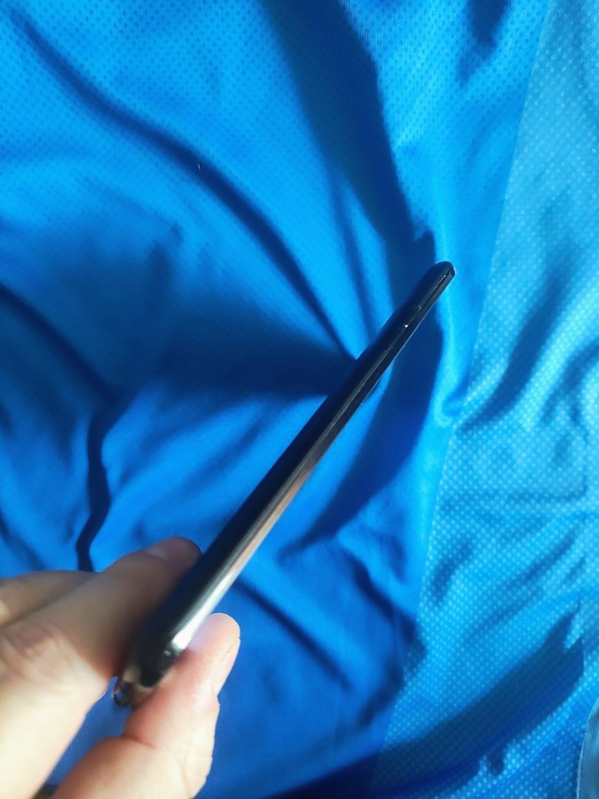 Smartphone LG K4 ( decodat, limba română)