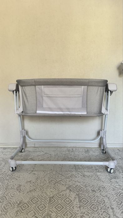 Продам манеж