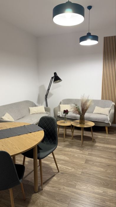 Locuinta spatioasa 70 mp dispusa pe doua nivele cu mansarda in centru