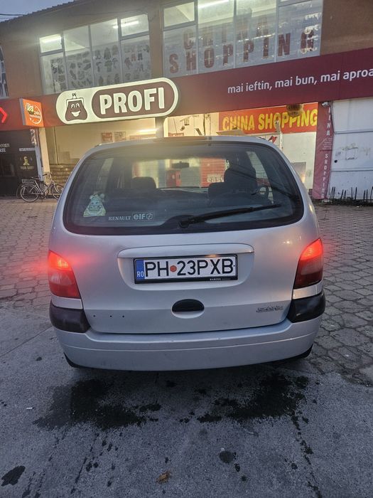 Vănd Renault șcenic cu toate actele valabile fiscal pe loc fără proble