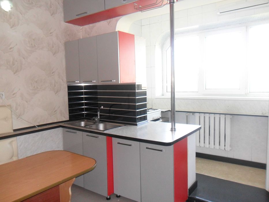 Квартиру ПОСУТОЧНО и по часам сдам квартиру в мкр. Айнабулак