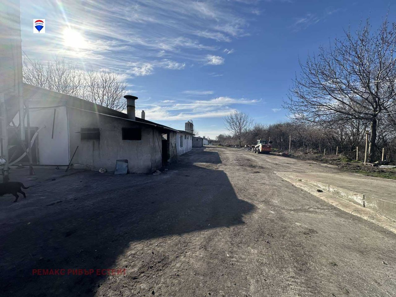 Продава се Промишлена сграда в с. Борисово, Област Русе - 108000 кв.м за 93 €/кв.м - Снимка #5