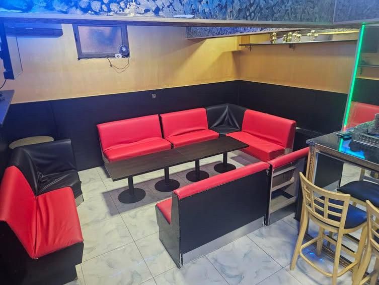 НОВА ВИЗИЯ -Парти зала, бар "General Bar" на вечер във Варна.