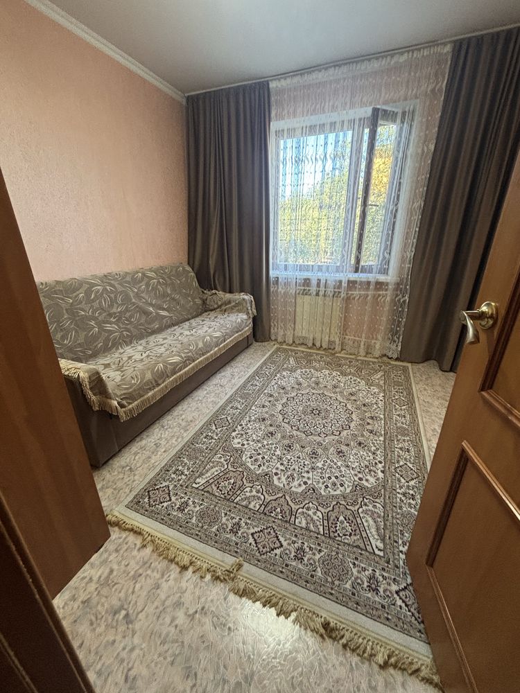 Продам 3 комнатную квартиру в 11 мкр