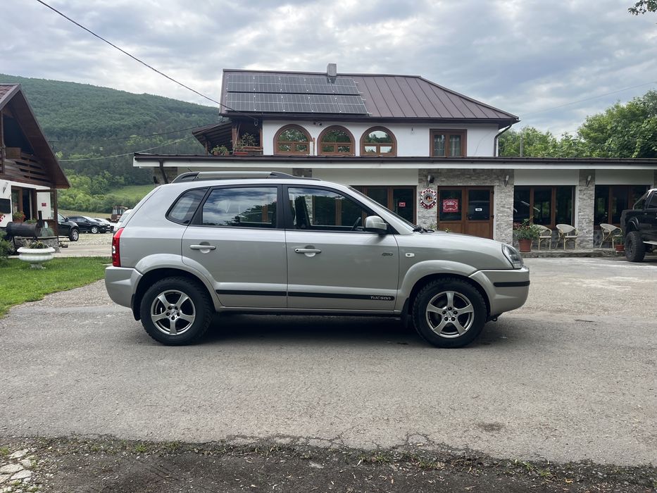 Hyundai Tucson 4x4 2.0CRD 6+1 vit IMPECABIL recent adus din GER
