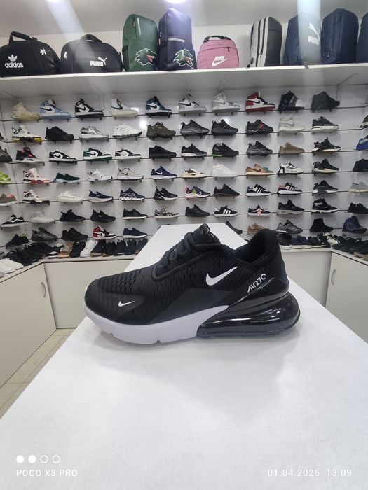 Оригинал Nike air zoom очень хорошо качество