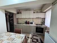 Apartamnet de vanzare micro 16