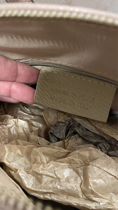 Geanta de culoare nude din piele naturală