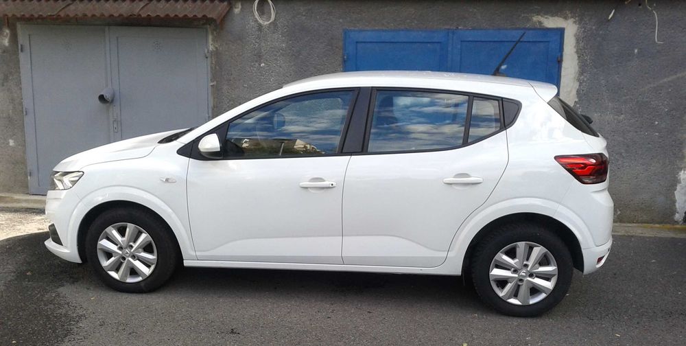 Dacia Sandero 3, an 2021, motor 1,0 climatronic, distronic, RAR facut.