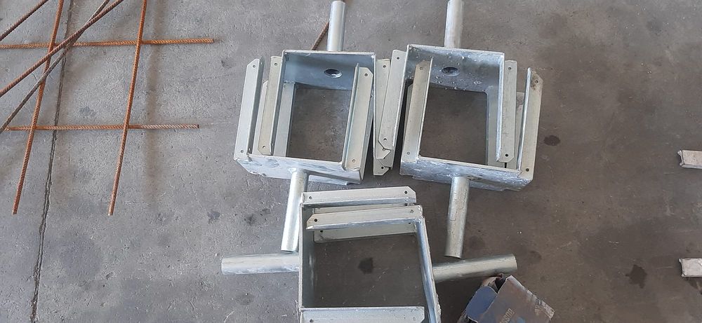 Furca zincata sustinere