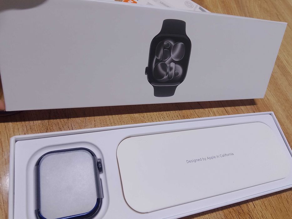 Смарт часы , Apple Watch 11