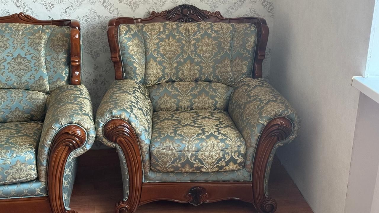 Продам диван троика