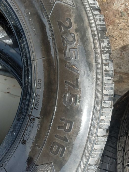 Зимни  гуми 225/75/16