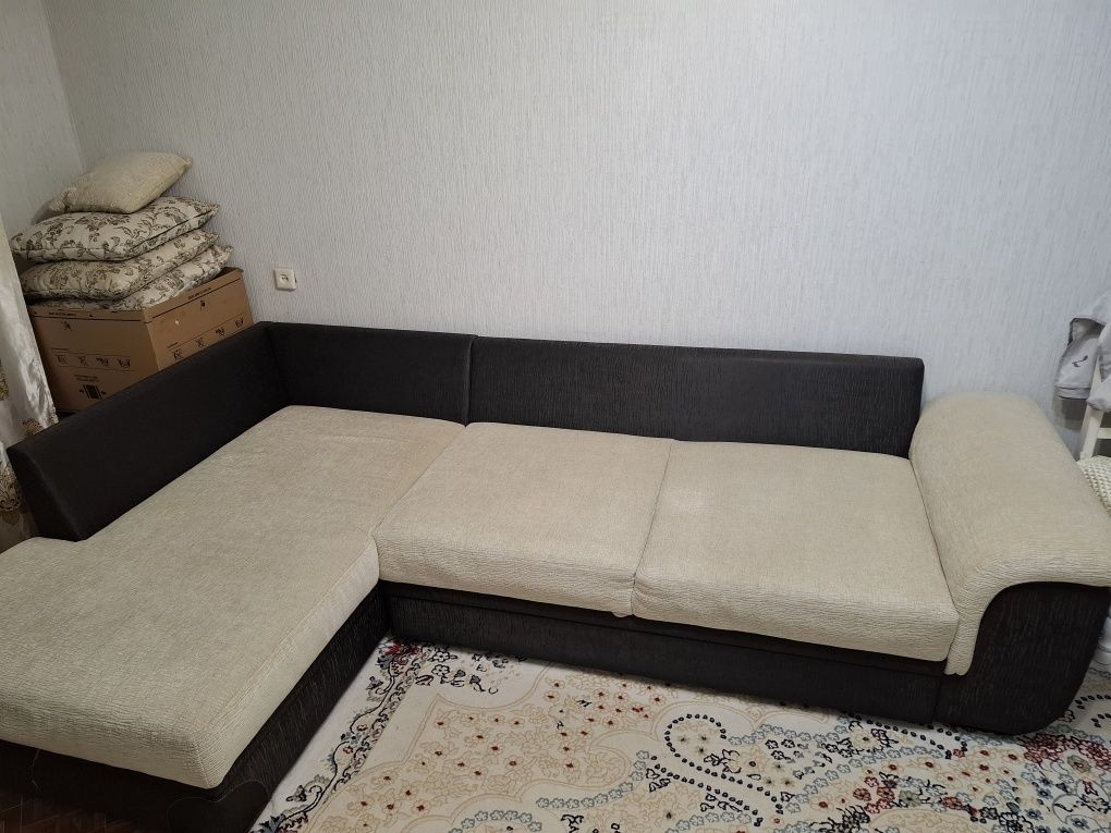 Диван продам срочно