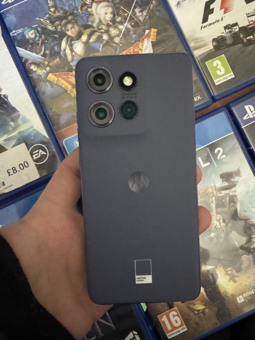 Motorola Edge 50 Neo 256 GB impecabil, 8+4 GB RAM fără uzură