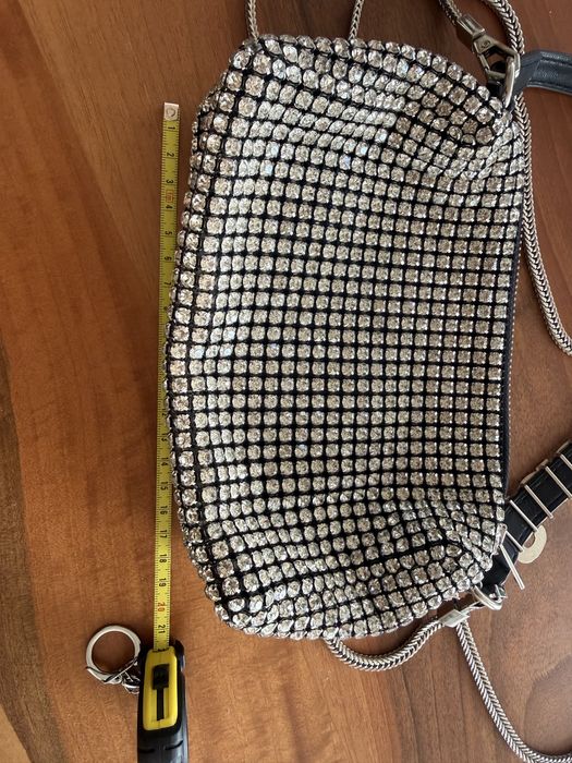Дамска чанта с камъни
