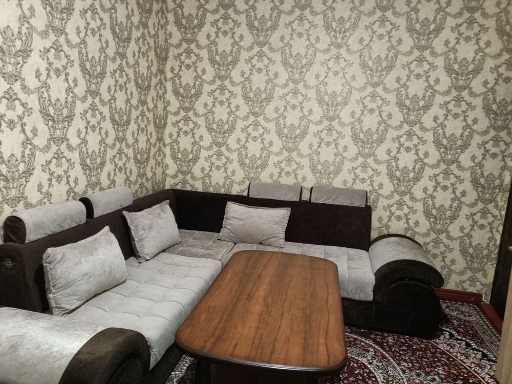 Продается 2в3 комнатная Массив Феруза Шукрона
