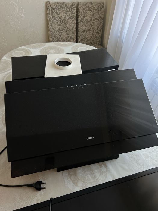 Продам вытяжку для кухни