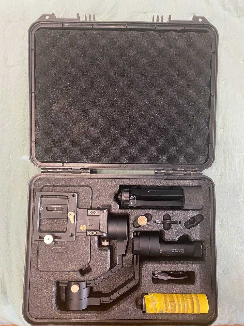 Продам электронный стабилизатор (стедикам) Zhiyun Crane Plus