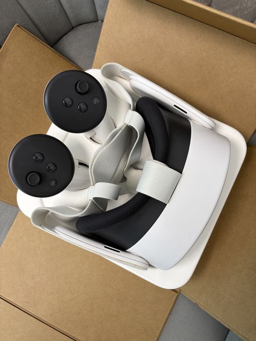 Meta Quest 3S ca noi