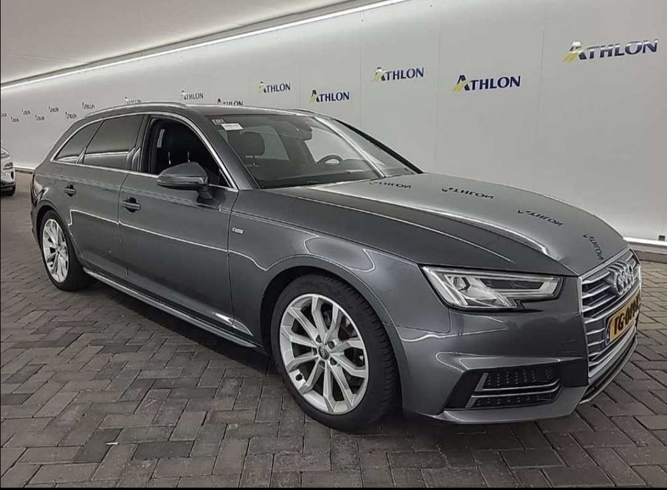 Audi A4 1.4  150CP  S-Line
