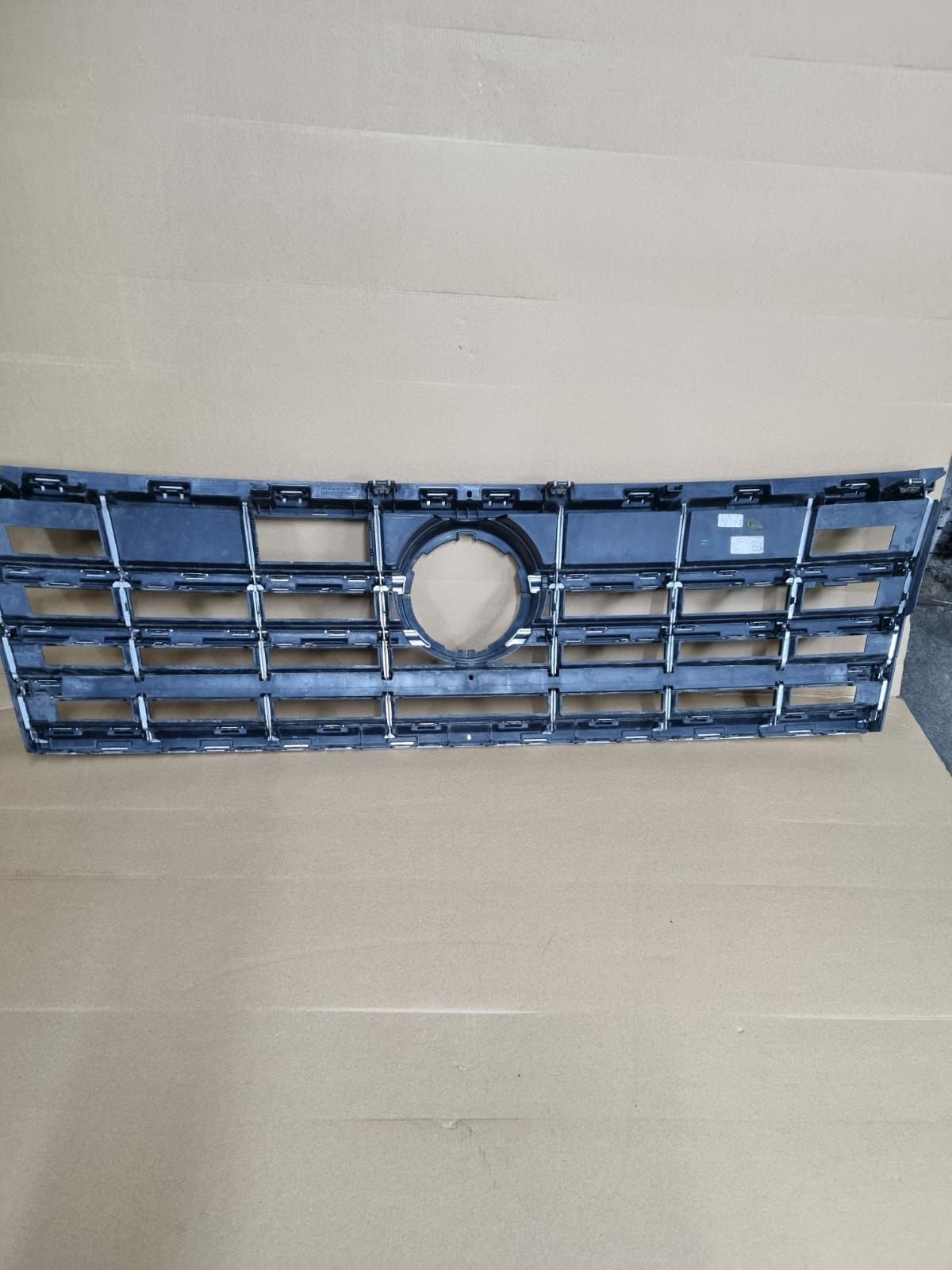 Grilă radiator Vw Touareg 2018