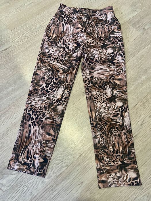 Pantaloni conici guess