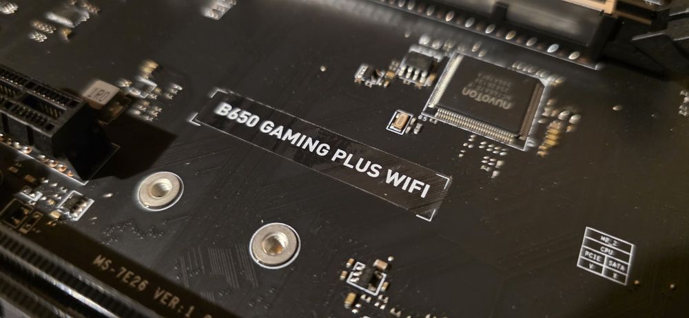 Placa baza MSI B650 GAMING Plus WIFI AM5