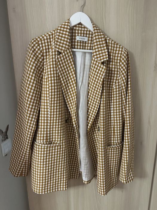 Дамско сако Pieces L