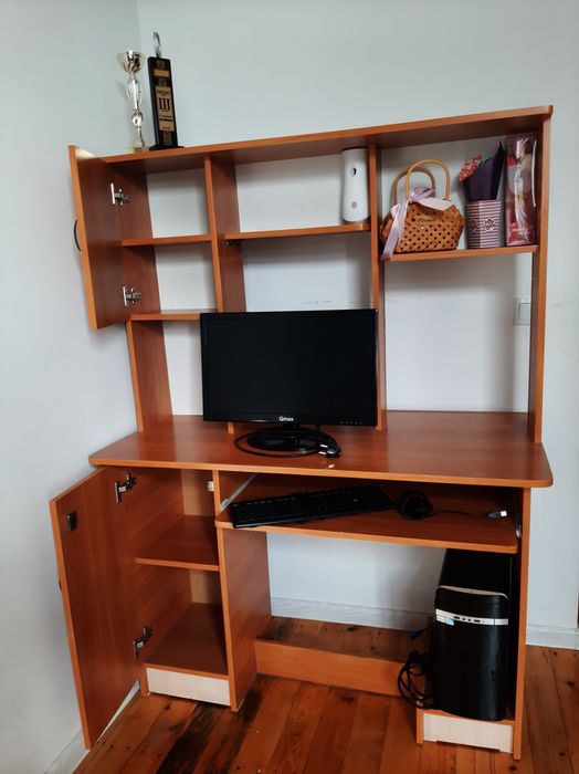 Компьютерный стол