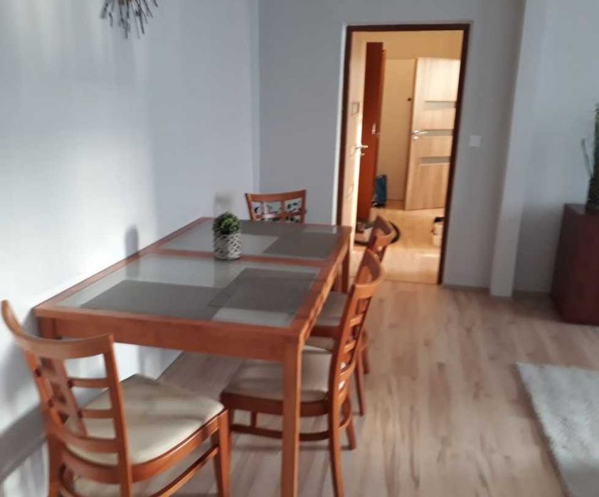 Дава се под наем Тристаен апартамент в Пловдив, Център - 88 кв.м за 357 € - Снимка #1