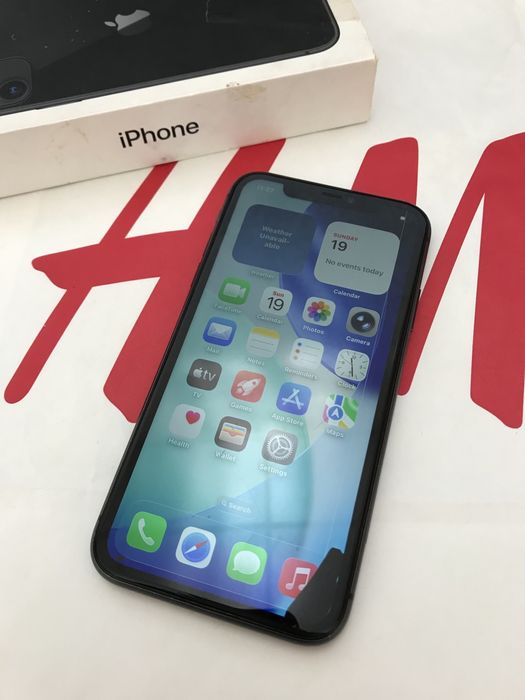 IPhone 11 64GB  - battery 76