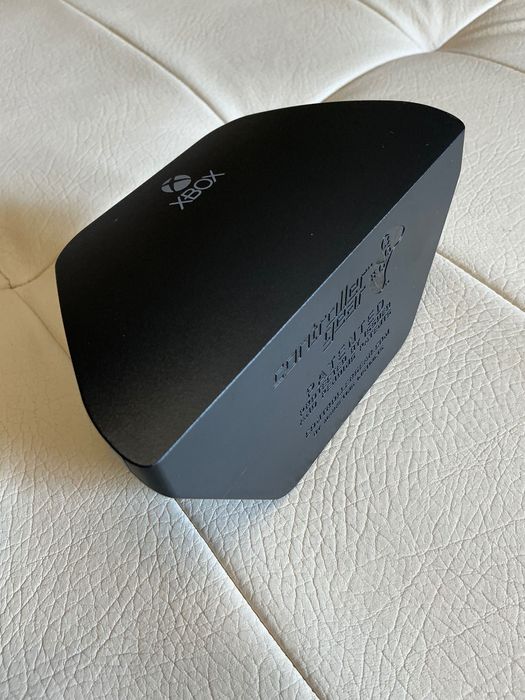 Стойка поставка за джойстик контролер Xbox One, Licensed Accessory