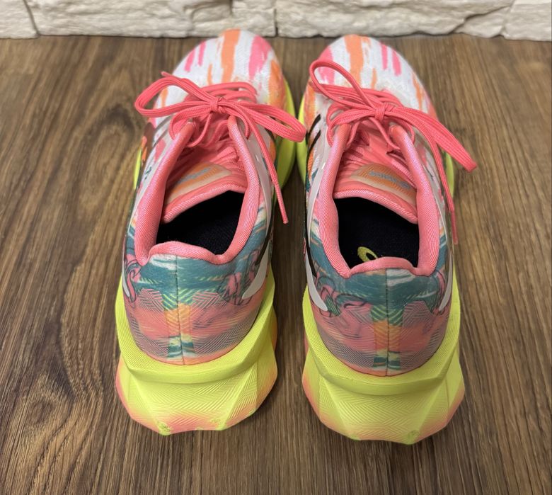 Маратонки Asics за жени