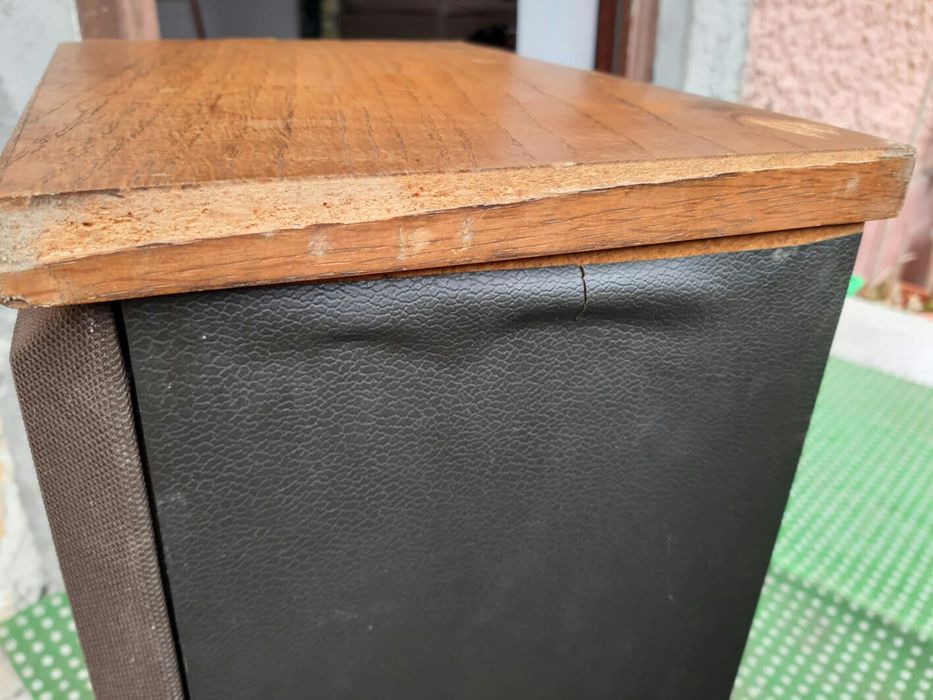 Vând boxe KLH Jefferson Series CB 830