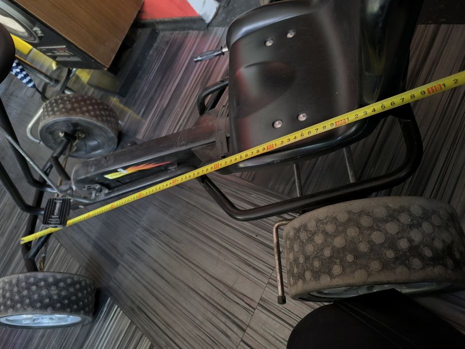 Детска количка с педали и верига