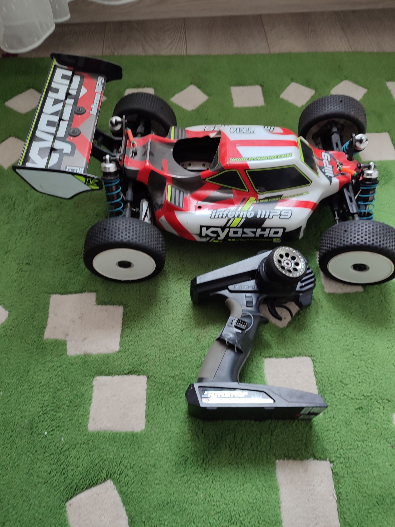 Automodel RC nitro nu benzina kyosho MP 9