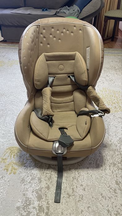 Продам авто кресло Happy baby в хорошем состояние