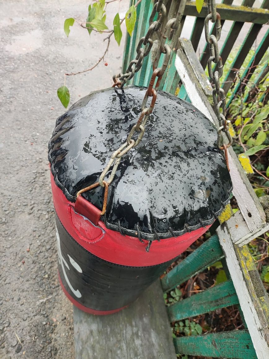Груша боксёрская б/у