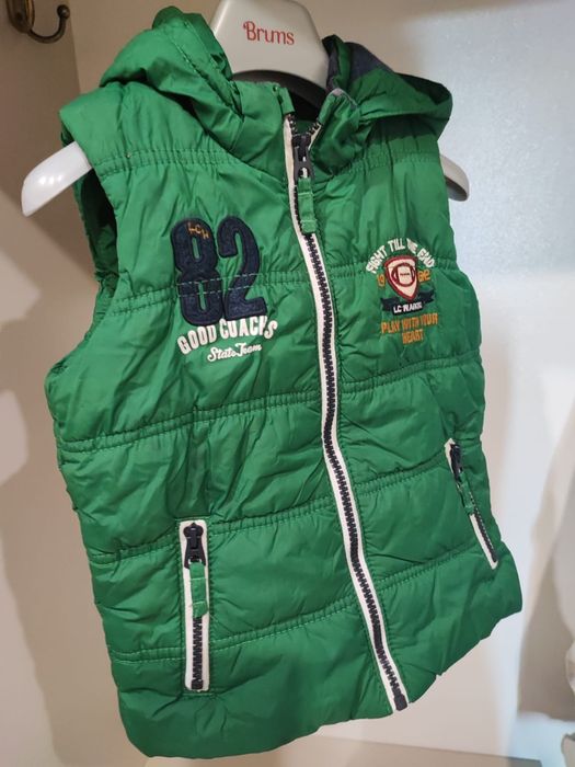 Жилетка детская с капюшоном