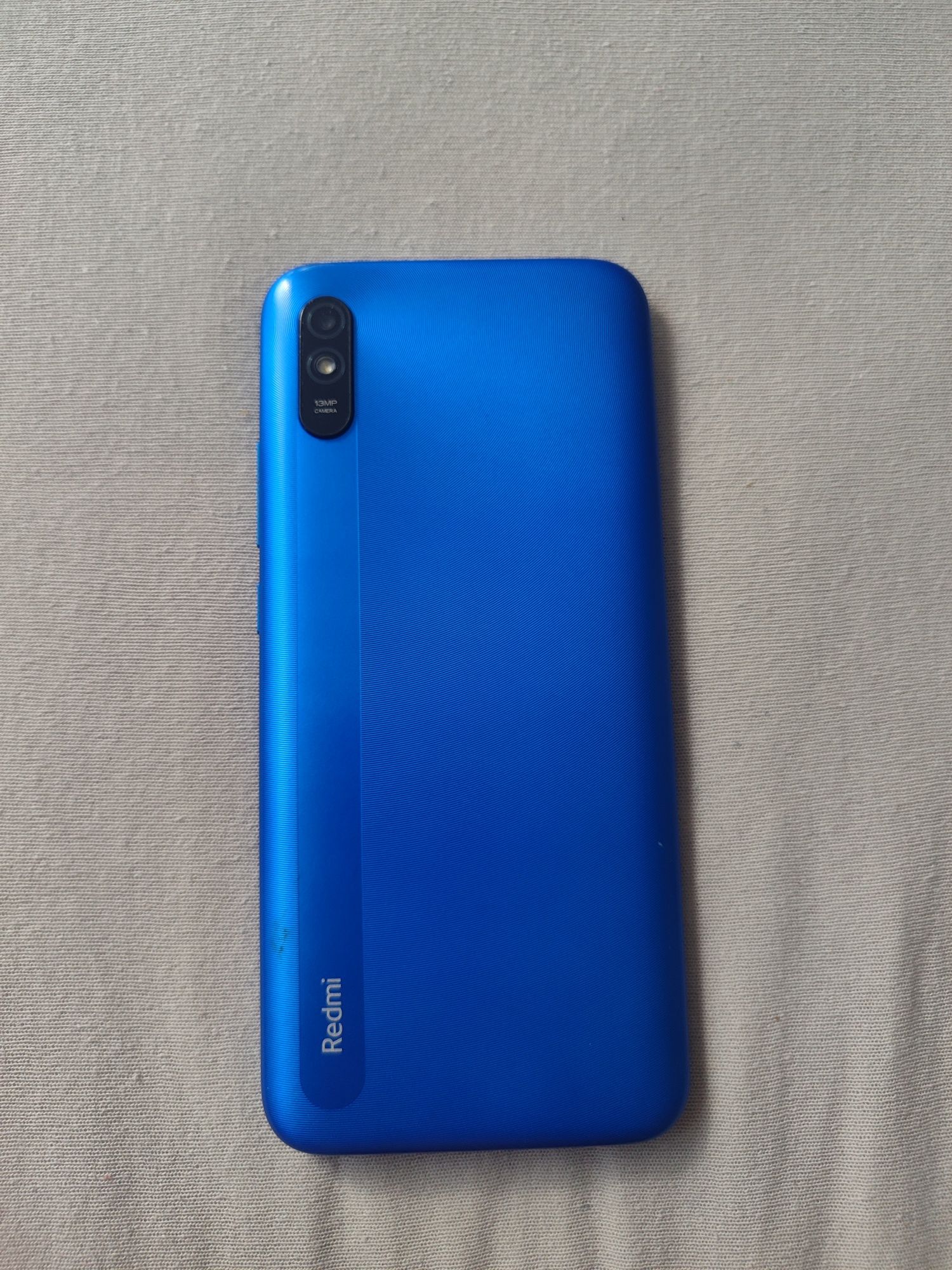 Телефон Xiaomi redmi 9A и с добавено зарядно към цената