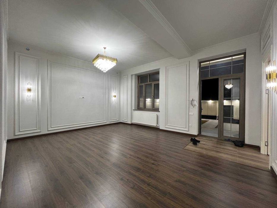 Продается 6 соток 590 м² Новый Евро Дом, центр Луначарского, М.Улугбек